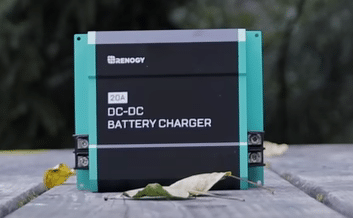 DC-DC RV battery charger